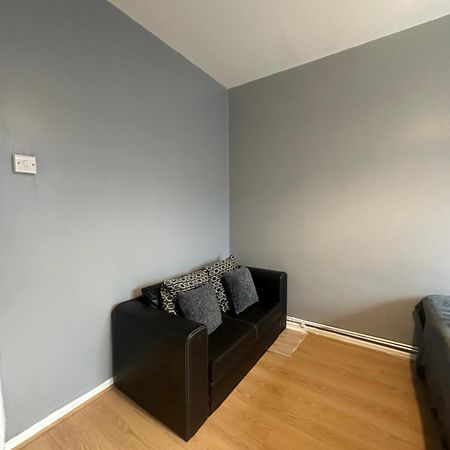 1 Bedroom Flat In Whitechapel, London Exterior photo